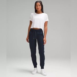 Lululemon Dance Studio Midrise Jogger in Navy (size 6)